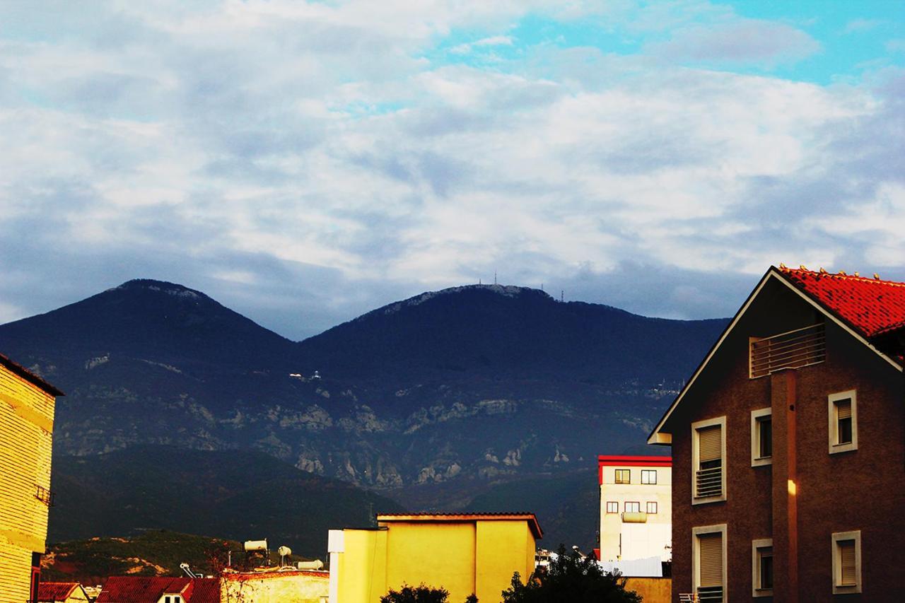 Dream Apartment Tirana Bagian luar foto